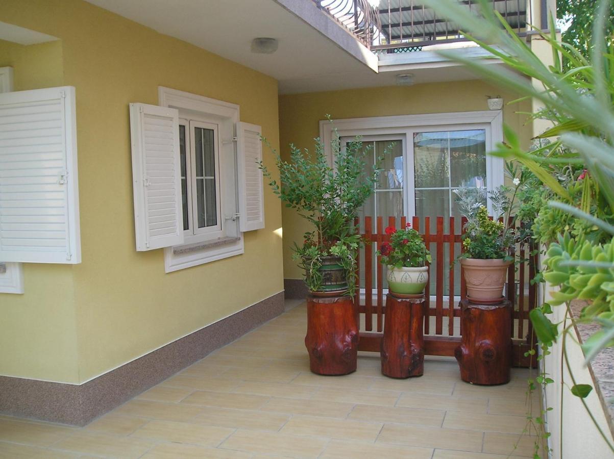 Family Apartments Ankica ซริกเวนิซา ภายนอก รูปภาพ