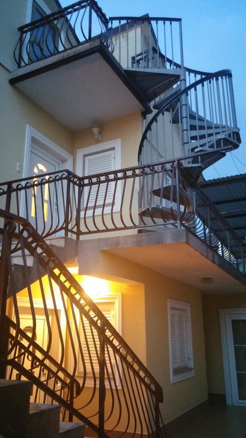 Family Apartments Ankica ซริกเวนิซา ภายนอก รูปภาพ