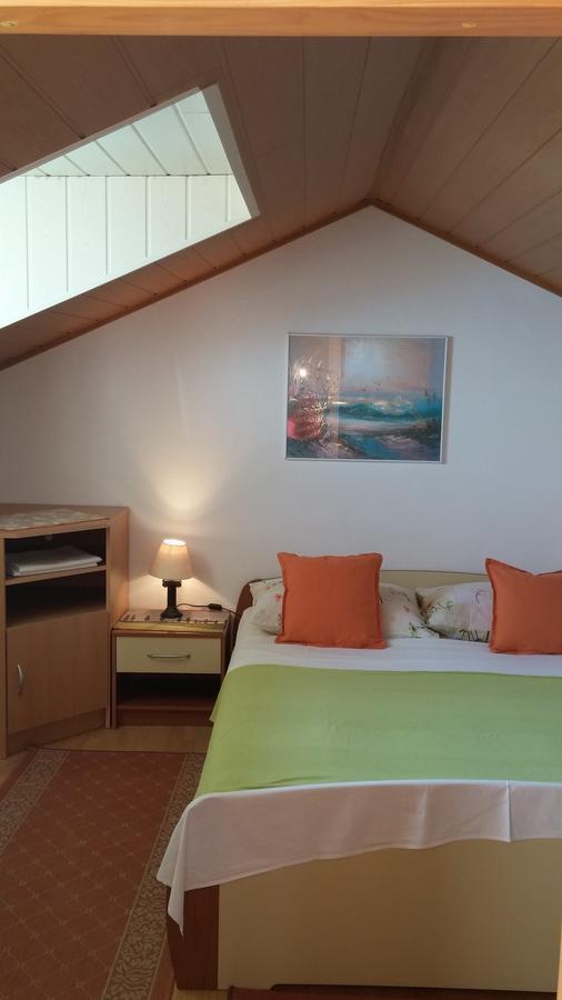 Family Apartments Ankica ซริกเวนิซา ภายนอก รูปภาพ
